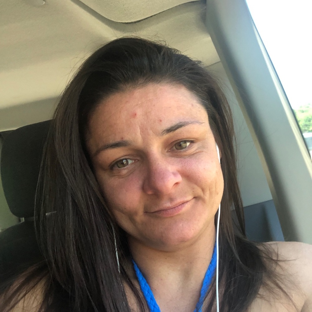 Meet your Posher, Deborah